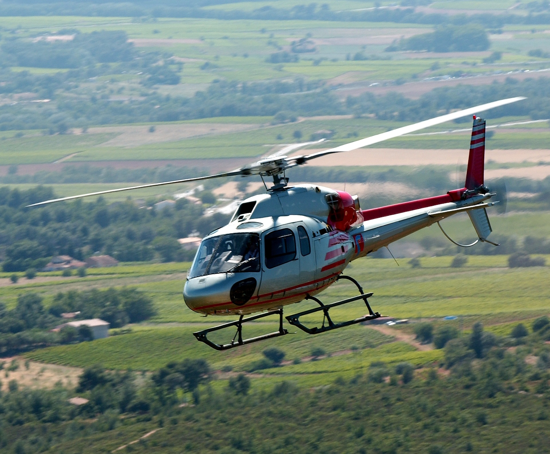 Inchirieri elicopter in Bucuresti -airbus-as-355-np