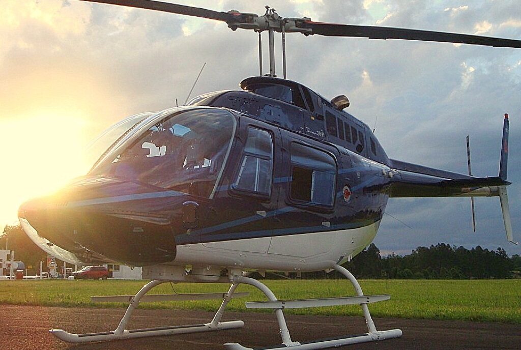 inchirieri elicopter pentru zboruri de afaceri